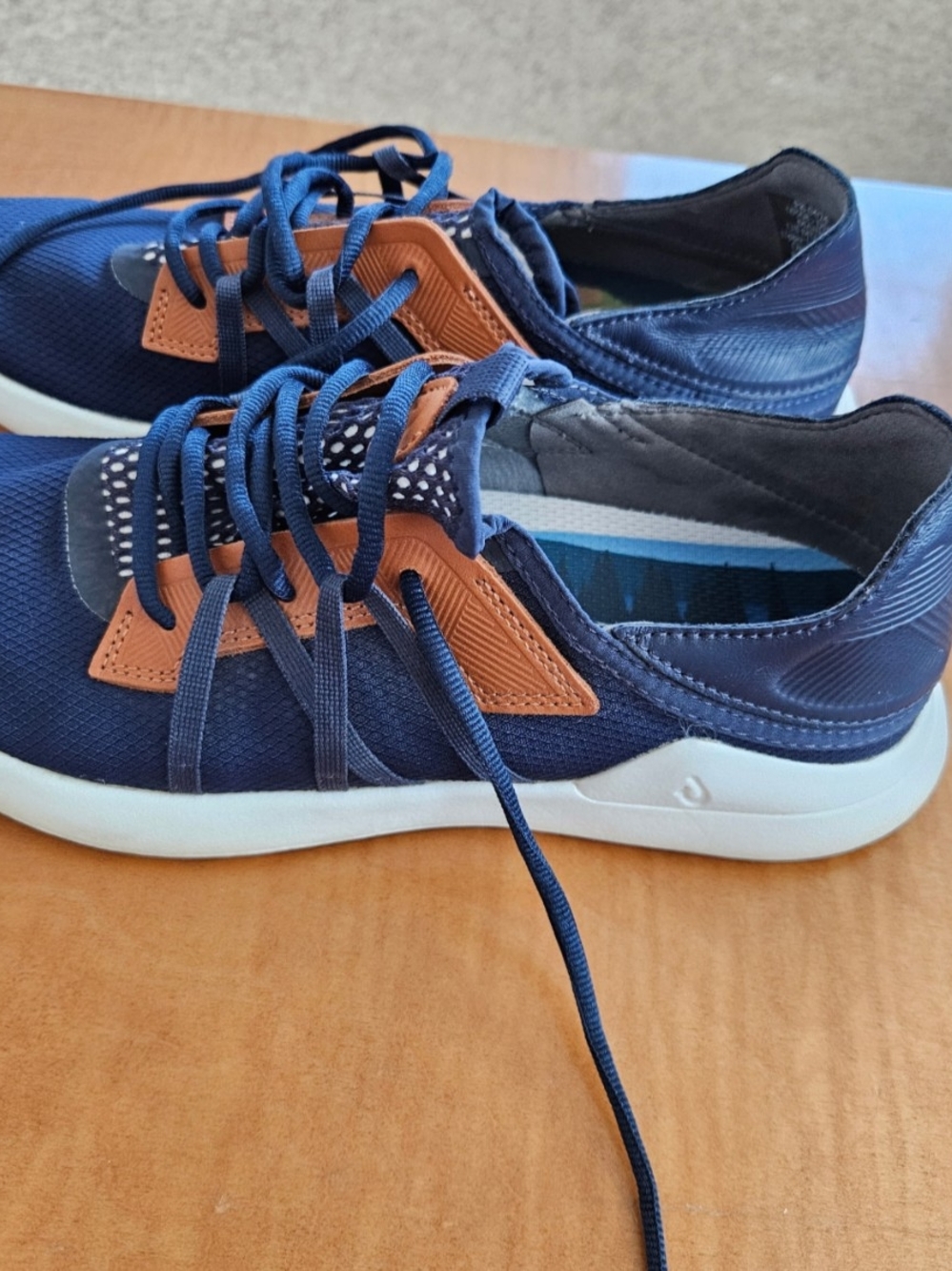 OluKai Manele Men's Breathable Golf Shoes - Picture 3 of 7